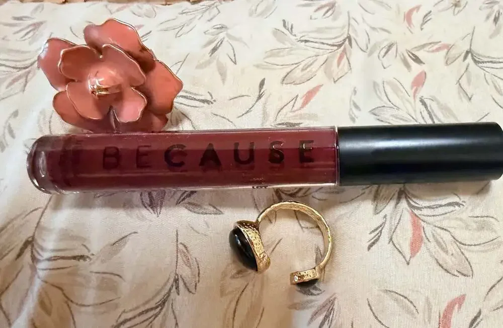 New in Box Because Cosmetics High Shine Liquid Lip Color Make Mine Merlot